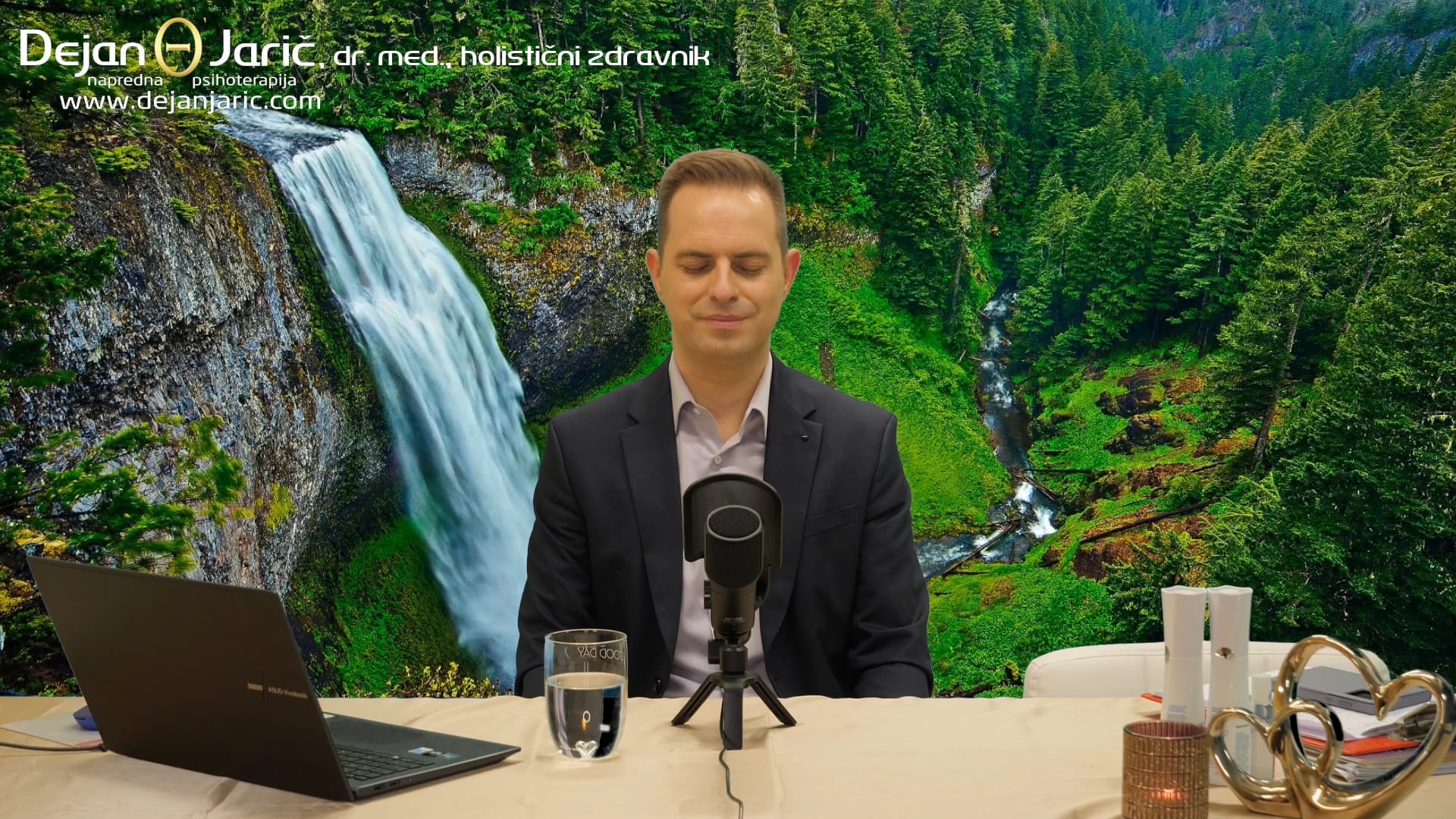 2023-05-26 19-39-57.02_08_20_24.Still005